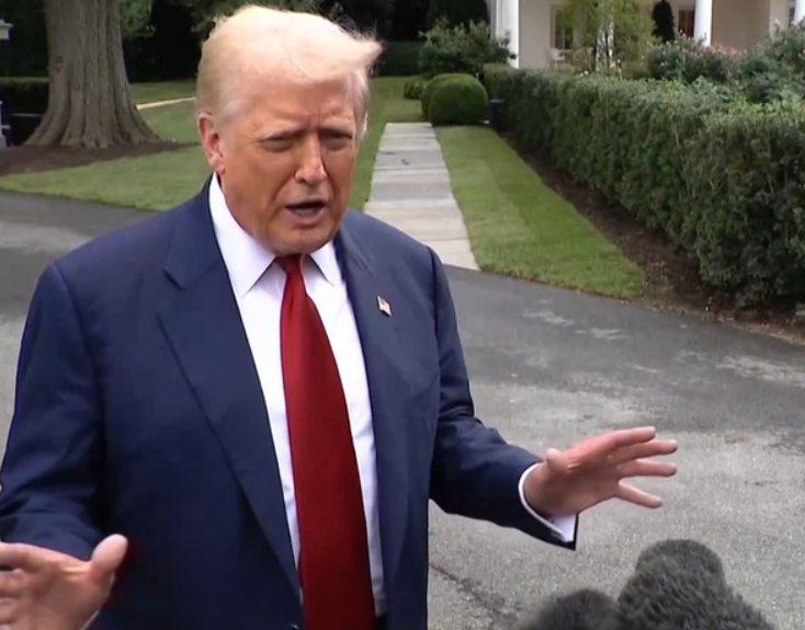 特朗普拒绝排除第三次竞选可能性